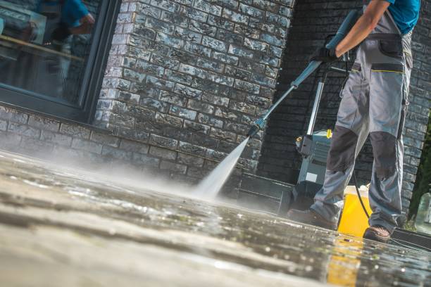 Best Gutter Cleaning  in Azusa, CA